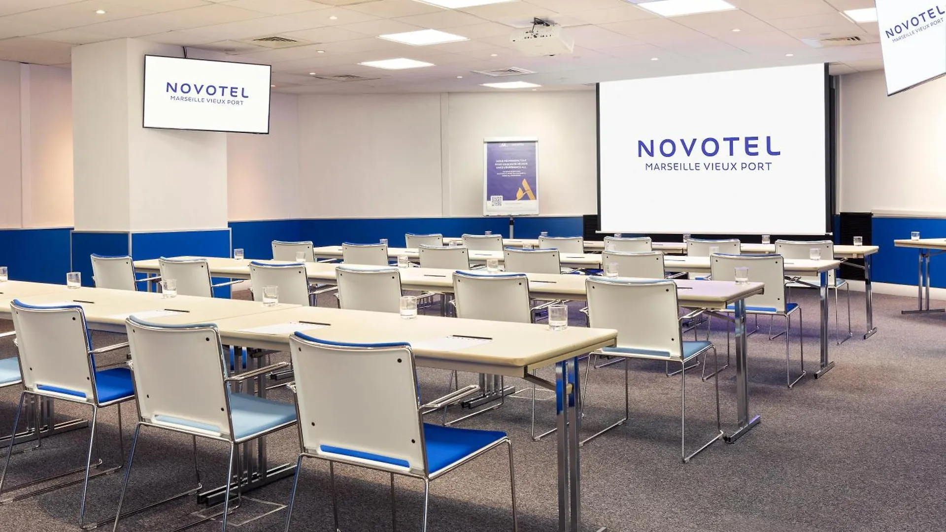 Novotel Marseille Vieux Port 4*,