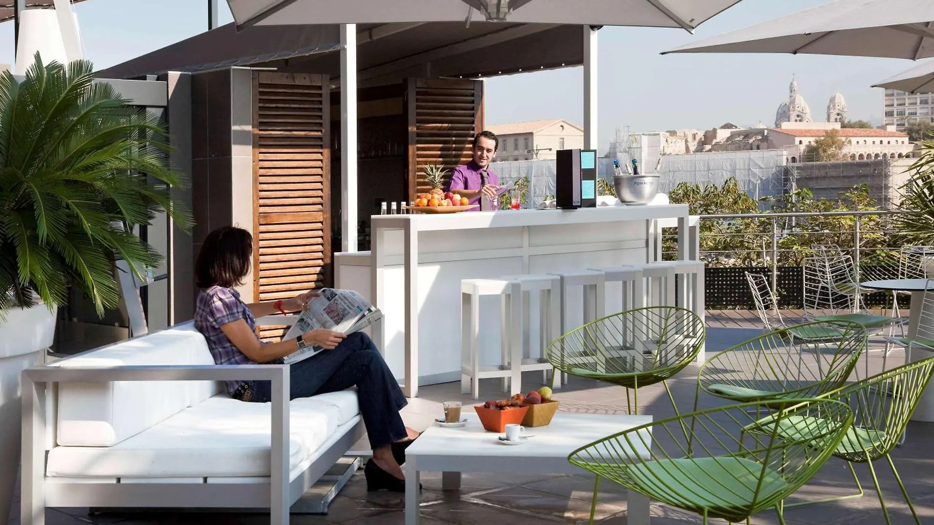 Novotel Marseille Vieux Port contacts