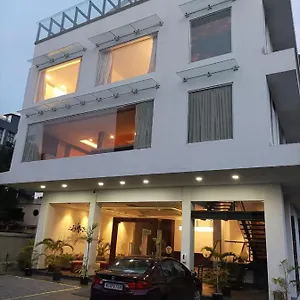 https://the-terrace-tvm.kerala-hotels.net
