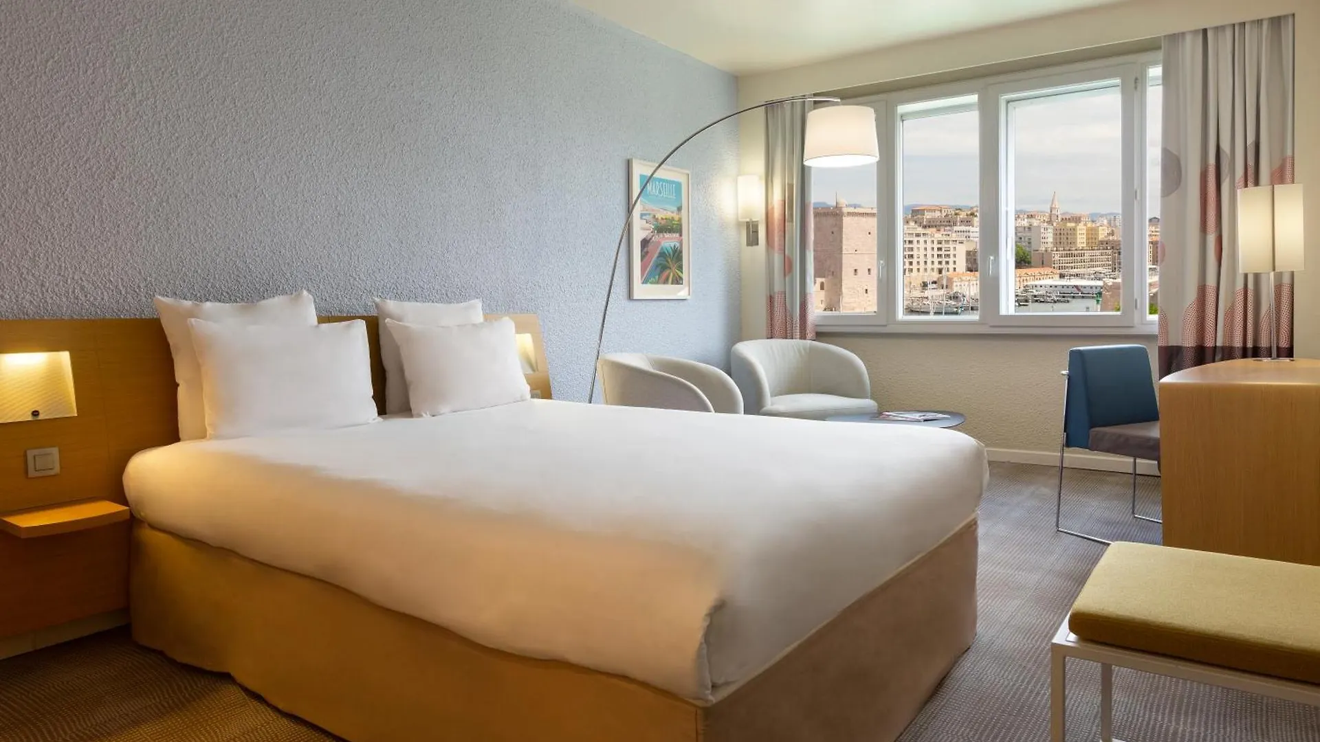 Novotel Marseille Vieux Port 4*,  France